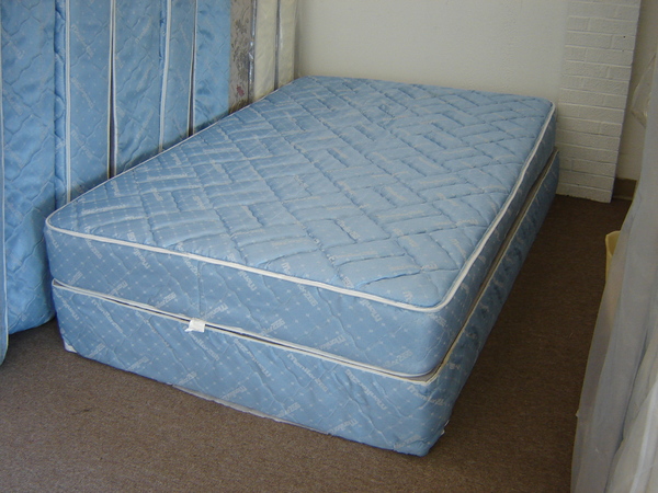 Pre-Owned Mattress Set